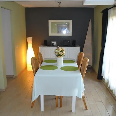 De L'espinette Tatil Evi Godarville